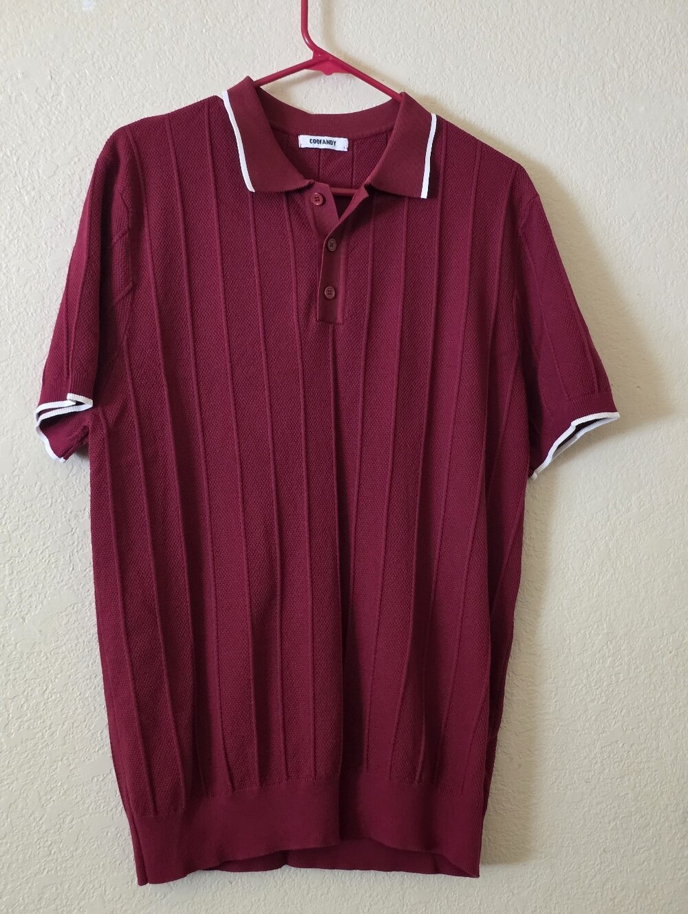 Coofandy Men's Burgundy Polo Shirt with Contrast Trim Size L